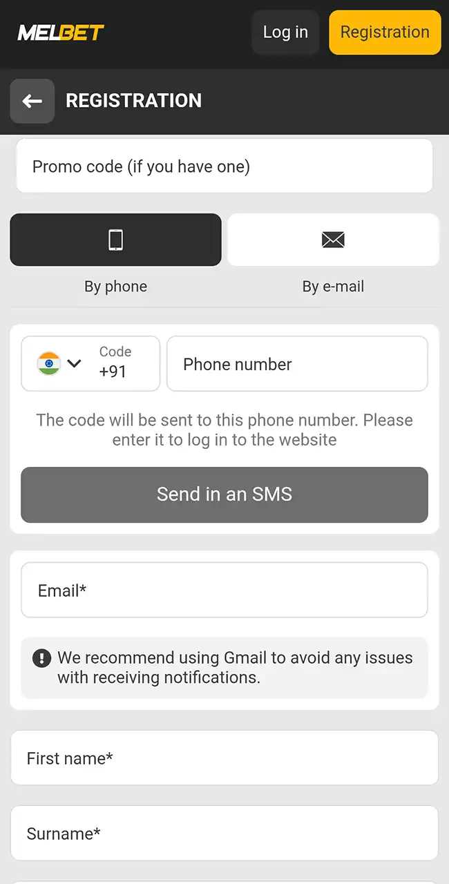 Formulario de registro de un casino en un teléfono con campos de código promocional, número de teléfono, email y nombre