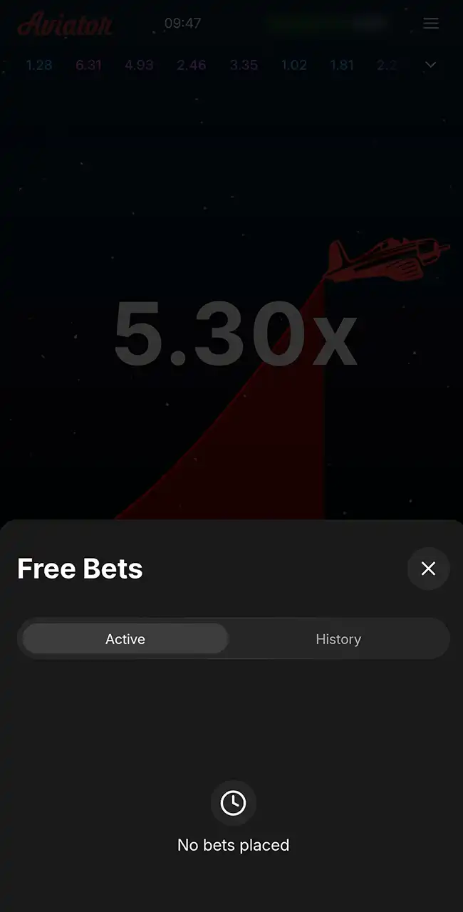 Ventana Free Bets del juego Aviator en Melbet con las pestañas Active y History y sin apuestas hechas